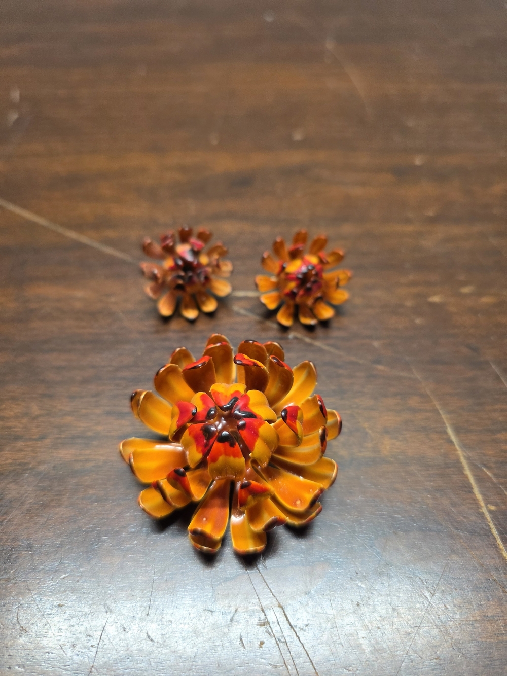 Vintage-inspired Orange Floral Brooch Set - Women's Jewelry